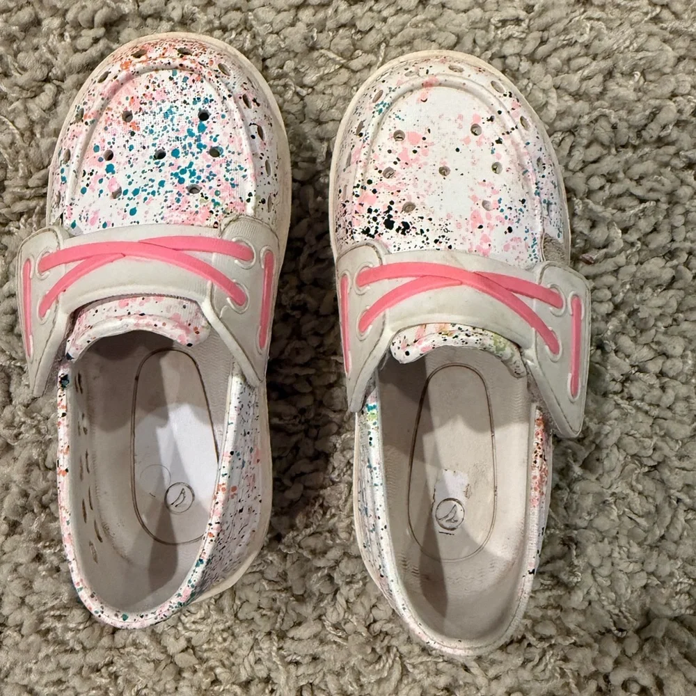 Sperrys Colorful Kids Shoes with Pink Accents